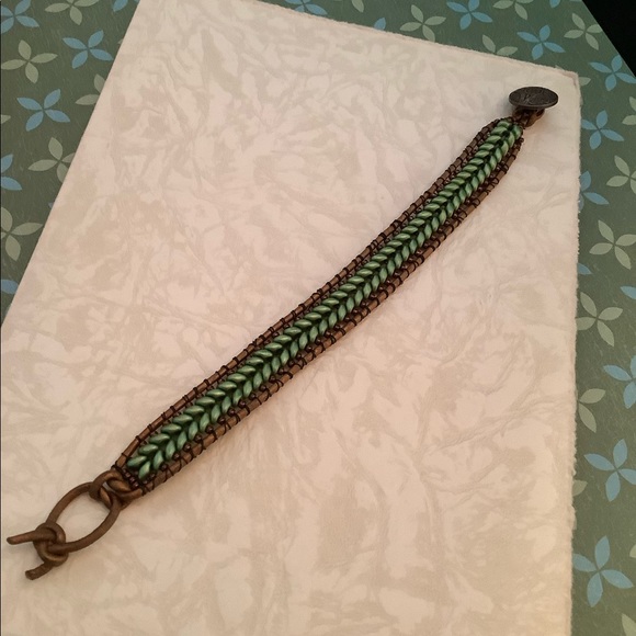 Hand Beaded Lime Green Bracelet - Picture 4 of 4